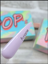 Charger l'image dans la galerie, poudre résine et poudre, poudre pour ongles en résine, poudre de couleur ongles, poudre acrylique pour ongles, poudre colorée pour faux ongles, poudre nail art résine, poudre pour technique résine, résine et poudre ongles, produit pour pose d’ongles, produits pour technicienne en pose d’ongles, Nail Tech, Résine et poudre durable, formation pose d'ongles
