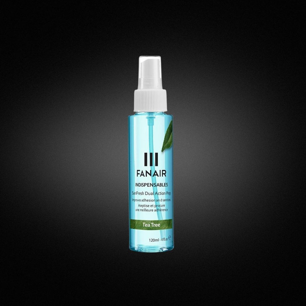 Préparateur pour ongles triple action (déshydratant, dégraissant, assainissant). Optimise l'adhérence de la pose pour une durabilité maximale. 120ml